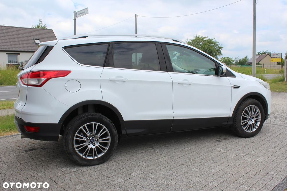 Ford Kuga 2.0 TDCi 2x4 Trend - 6