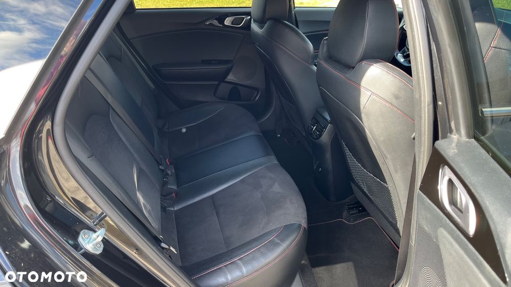 Kia ProCeed 1.6 T-GDI DCT7 OPF GT - 25