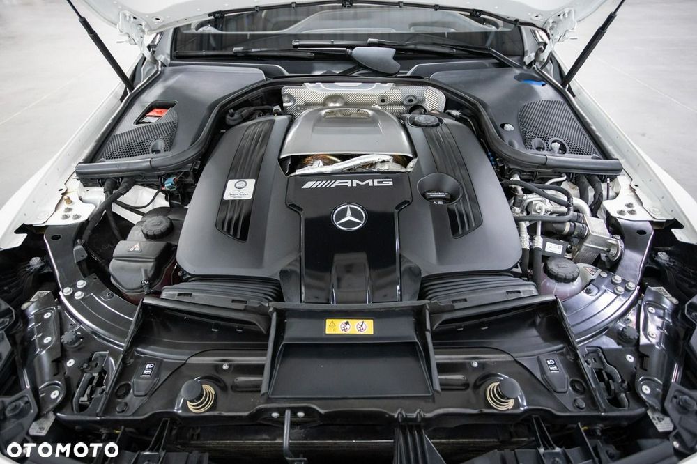 Mercedes-Benz AMG GT - 21