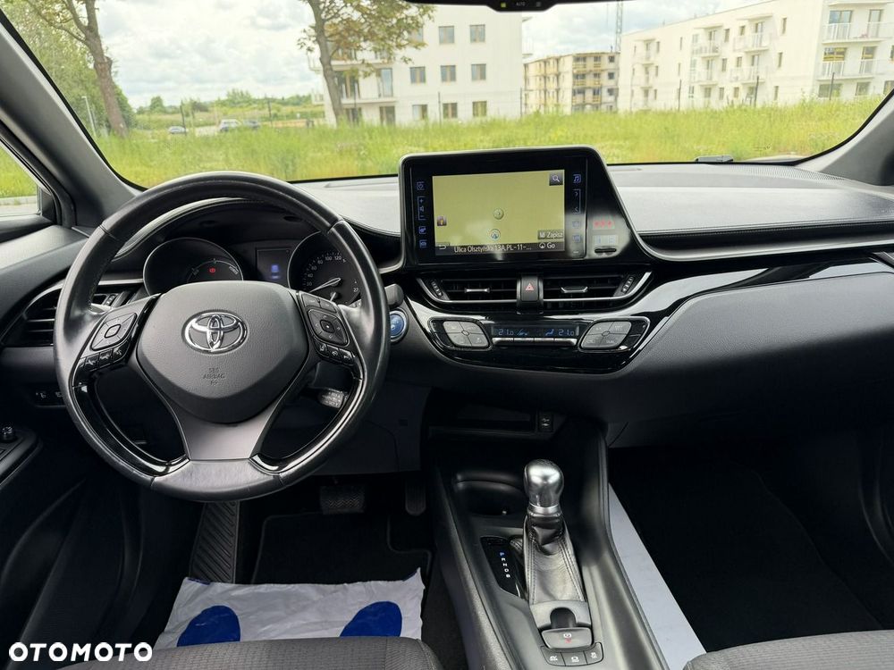 Toyota C-HR - 21