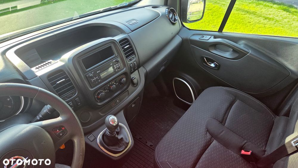 Opel Vivaro - 7