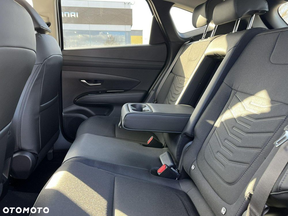 Hyundai Tucson 1.6 T-GDi Executive 2WD - 16