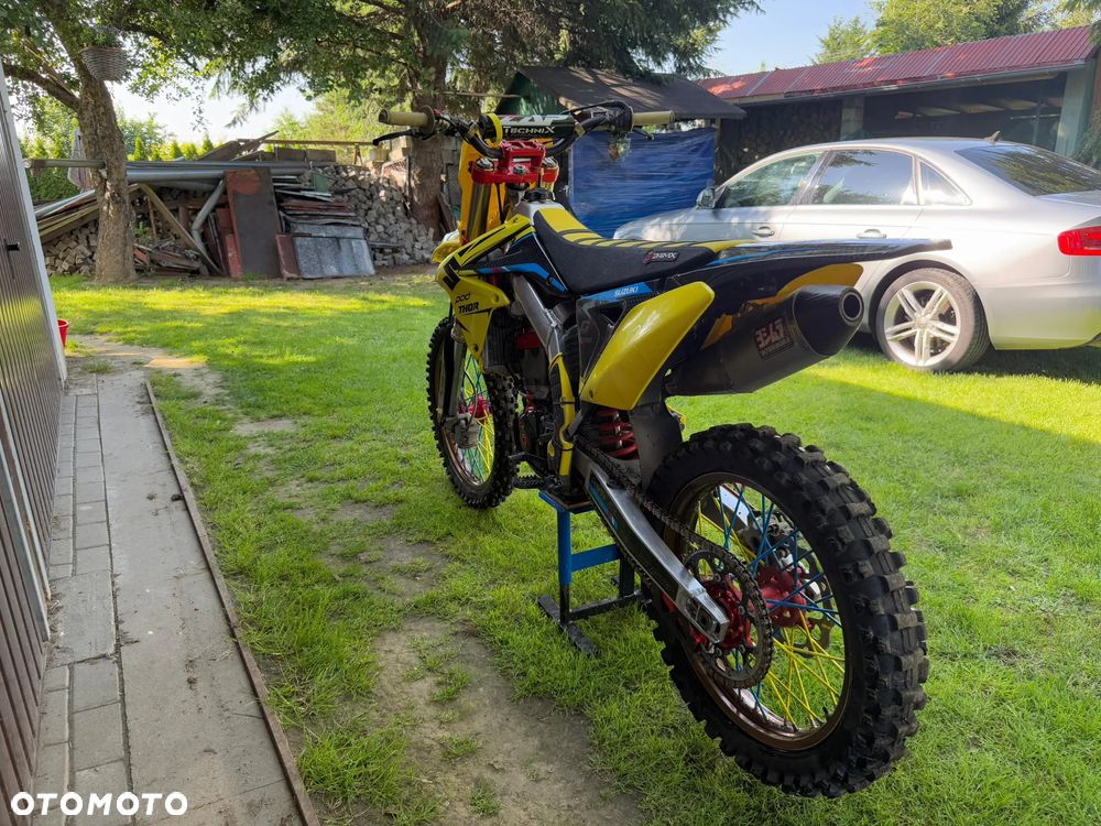 Suzuki RM-Z - 3