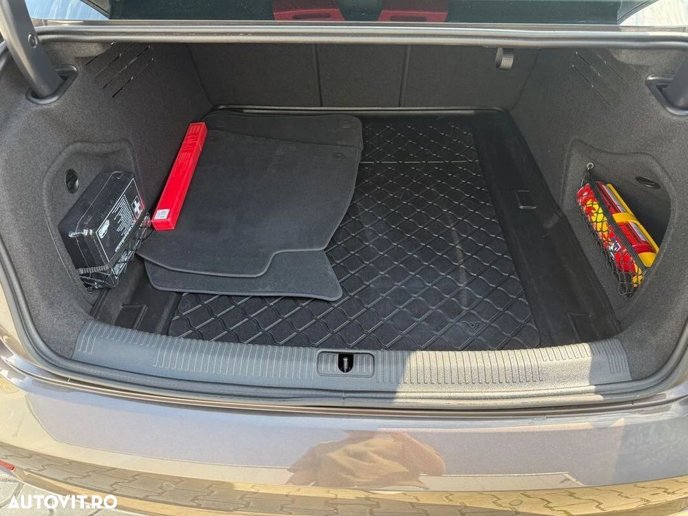 Audi A4 Limuzina 2.0 TDI S tronic - 26