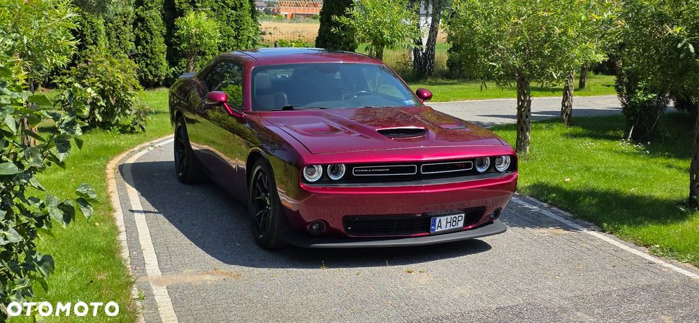 Dodge Challenger - 14