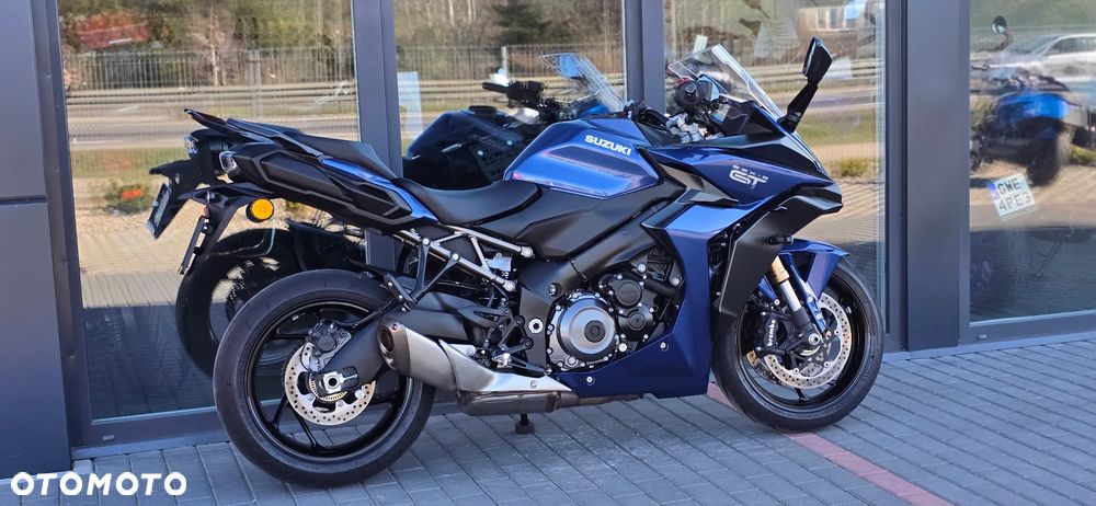 Suzuki GSX - 4