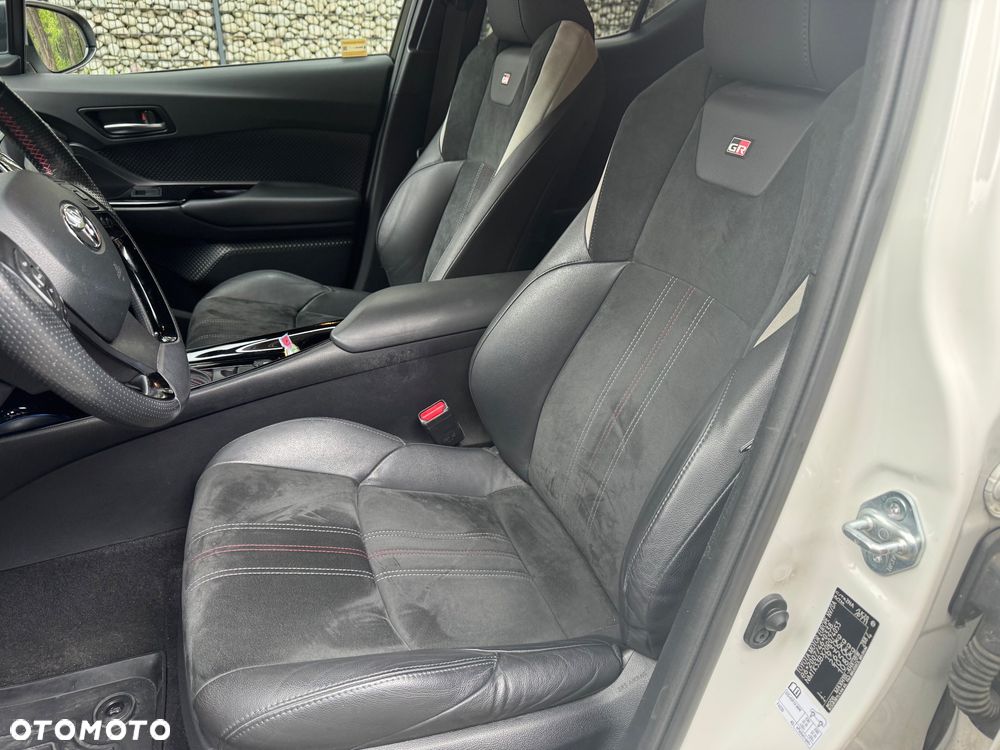 Toyota C-HR 2.0 Hybrid GR Sport - 17