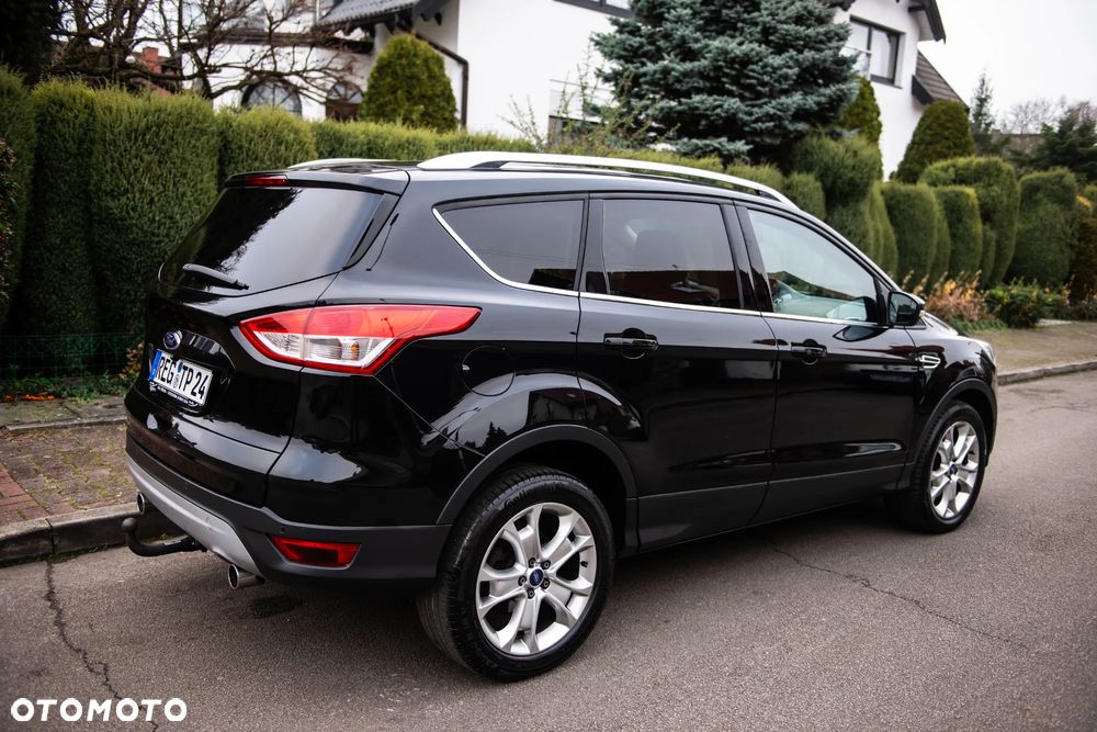 Ford Kuga 2.0 TDCi 4x4 Titanium - 5
