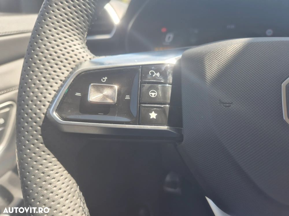 MG ZS HEV 1.5 GSI AT Exclusive - 17