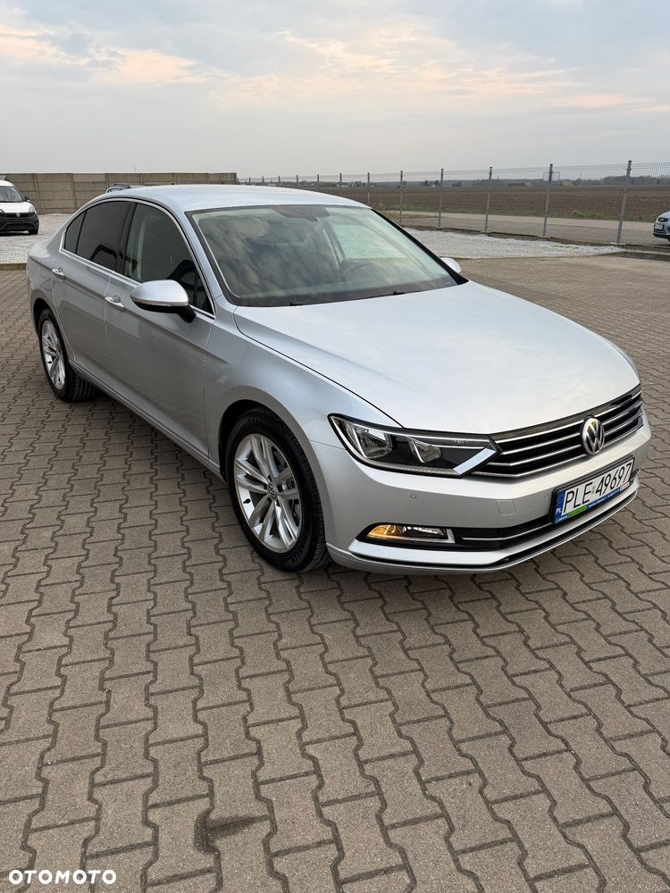 Volkswagen Passat 1.8 TSI (BlueMotion Technology) DSG Comfortline - 1