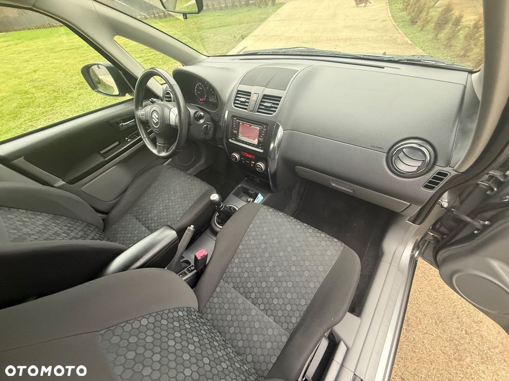 Suzuki SX4 1.6 VVT 4x4 Limited - 11