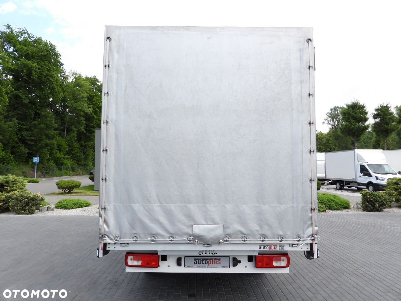 Volkswagen CRAFTER  PLANDEKA 8 PALET TEMPOMAT LEDY KLIMATYZACJA  180KM - 12