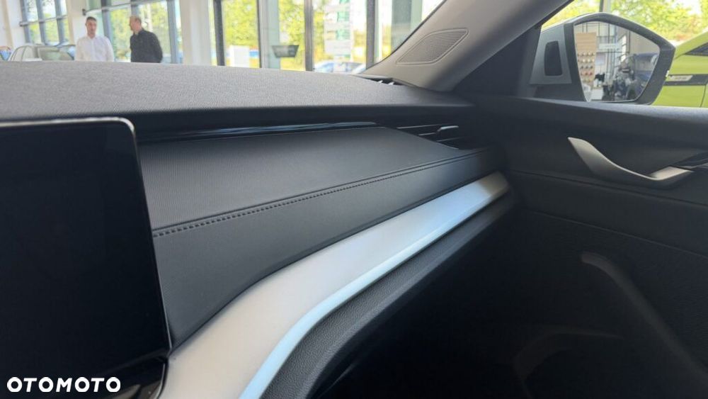 Skoda Octavia 2.0 TDI Edition 130 Selection DSG - 23