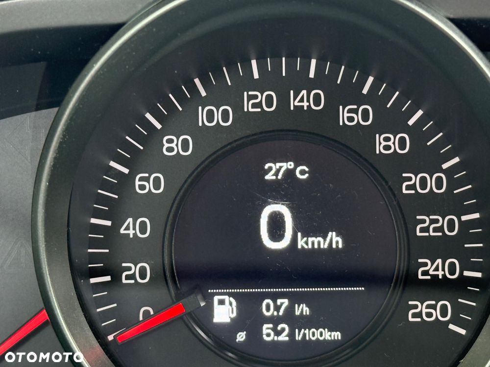Volvo V40 Cross Country D3 Drive-E SCR Momentum - 29