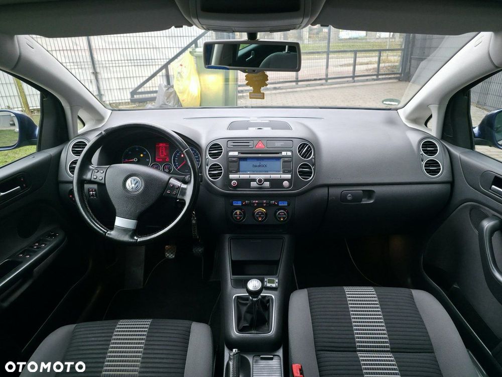 Volkswagen Golf Plus - 11