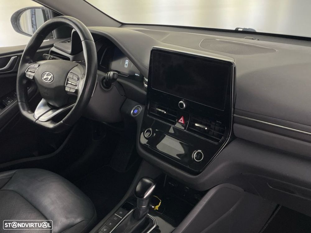 Hyundai Ioniq 1.6 GDI PHEV - 22