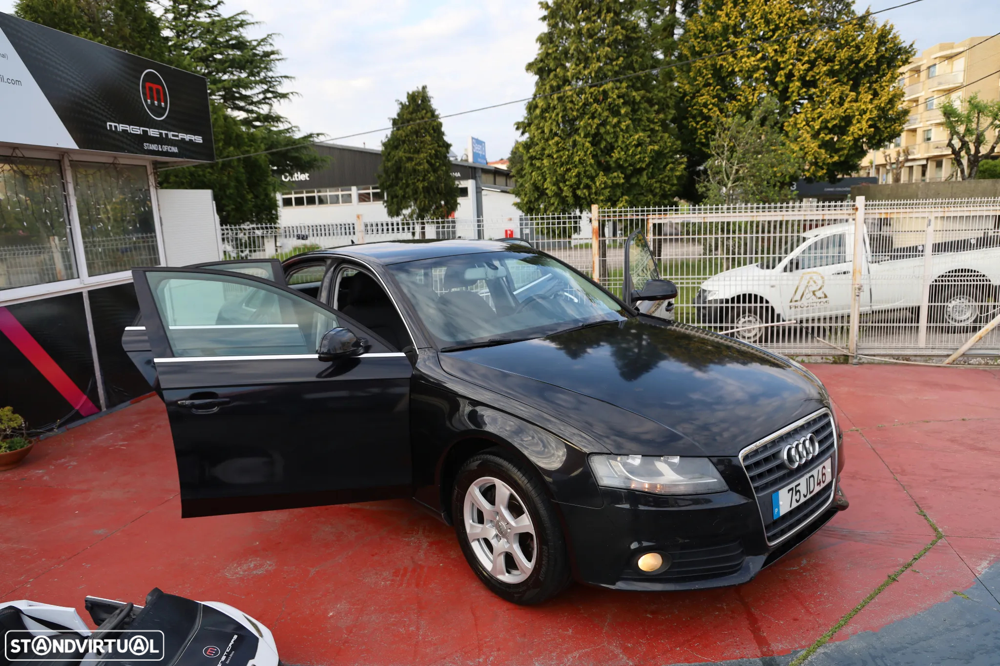 Audi A4 2.0 TDI exclusive - 17