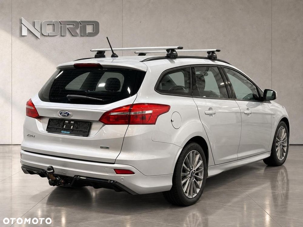 Ford Focus 1.0 EcoBoost ST-Line - 5