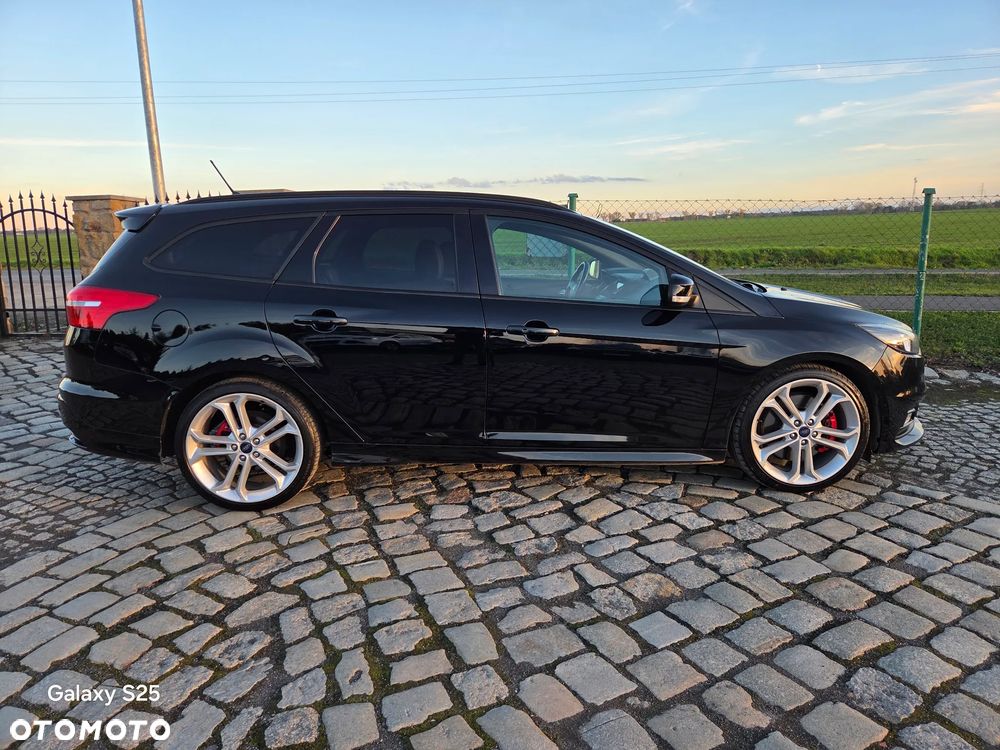 Ford Focus 2.0 TDCi ST PowerShift - 8