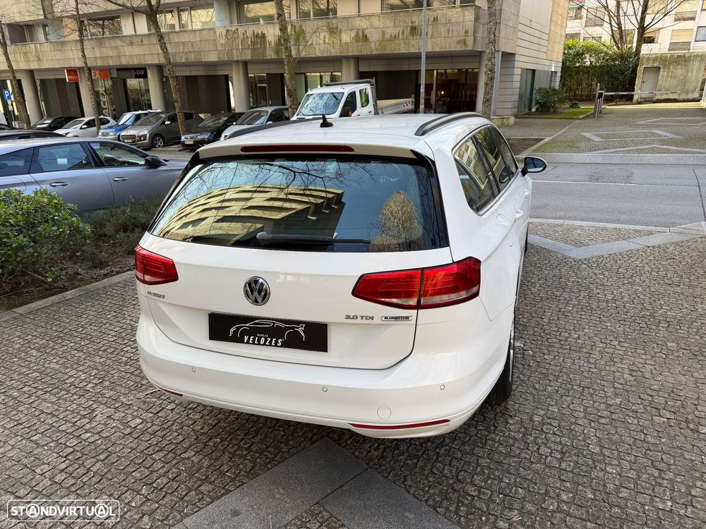 VW Passat Variant 2.0 TDi Confortline - 11