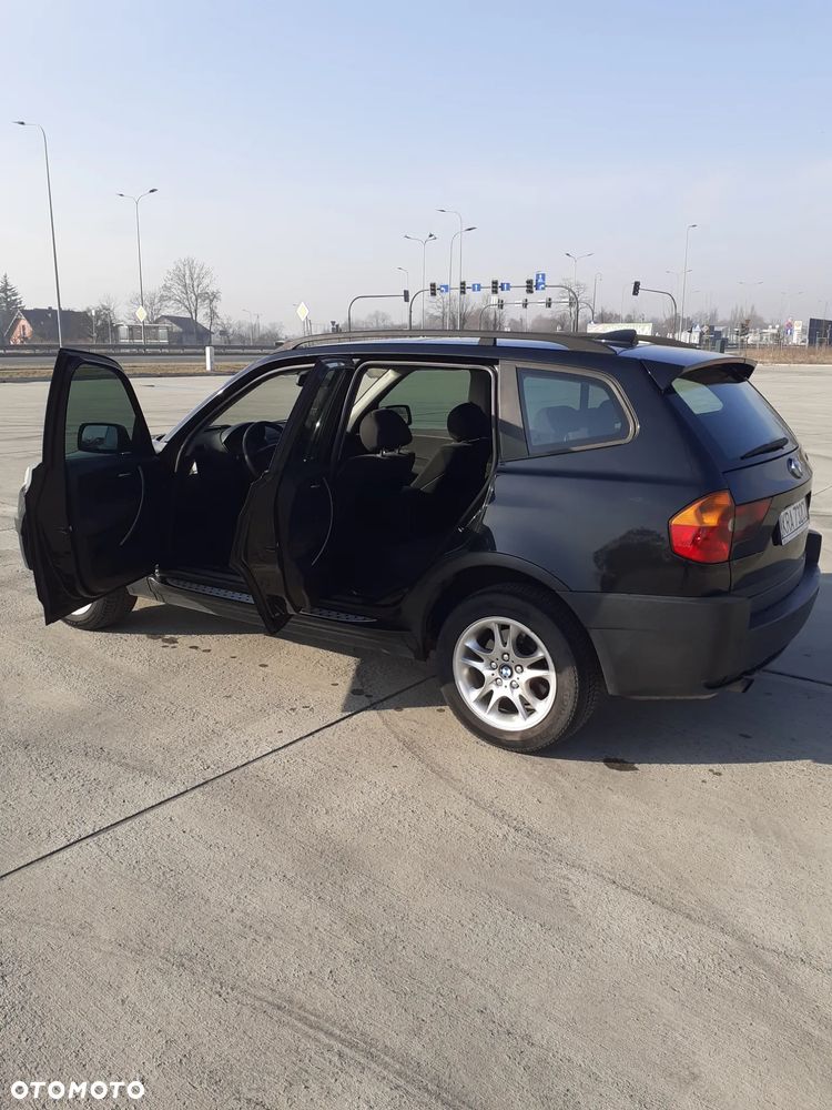 BMW X3 2.0d - 8