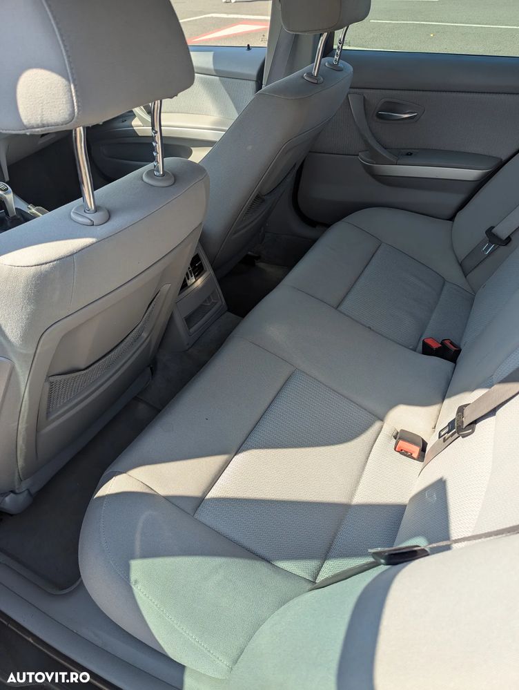 BMW 3 Series 2010 — imagine 19