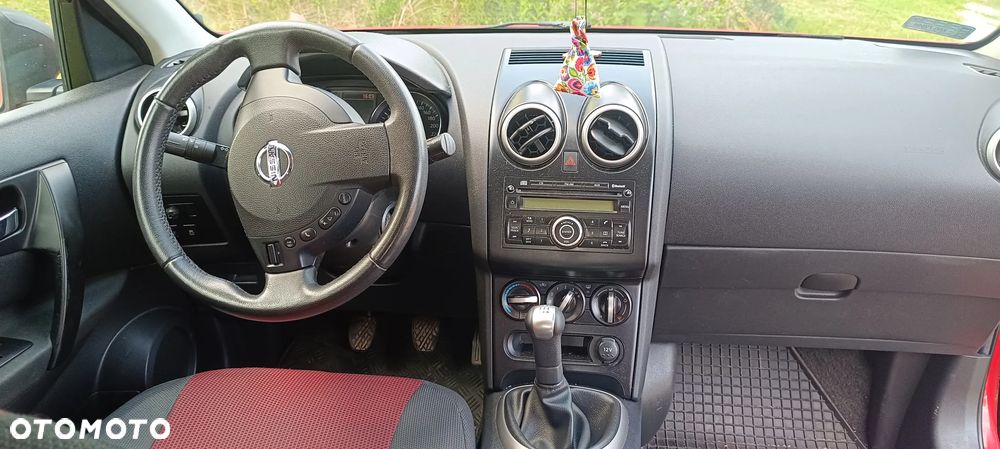 Nissan Qashqai - 10