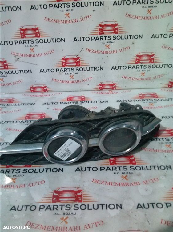 proiector stanga mercedes benz c class an fabr. 2010 - 1