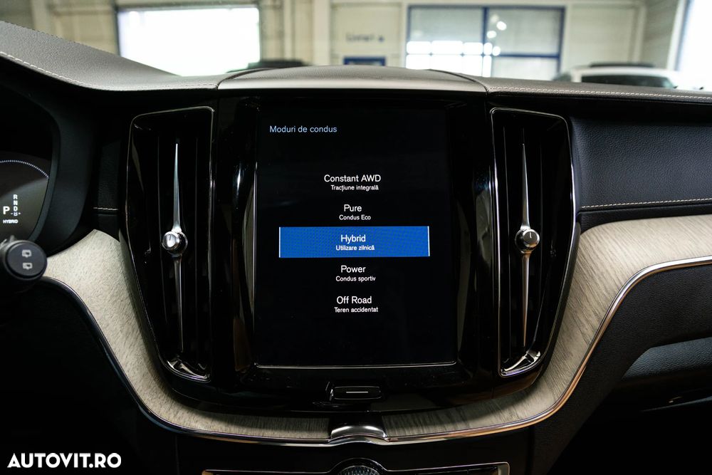 Volvo XC 60 T8 Twin Engine AWD Inscription - 23