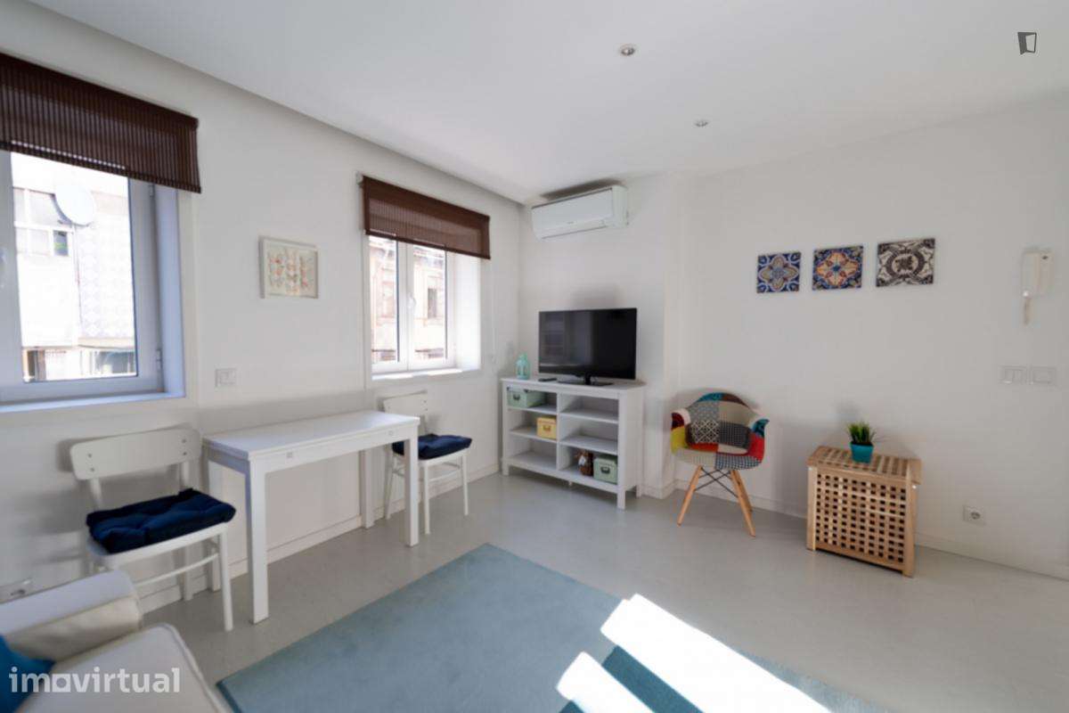Apartamento com 2 quartos - localizado em Paranhos Porto - Grande imagem: 5/7