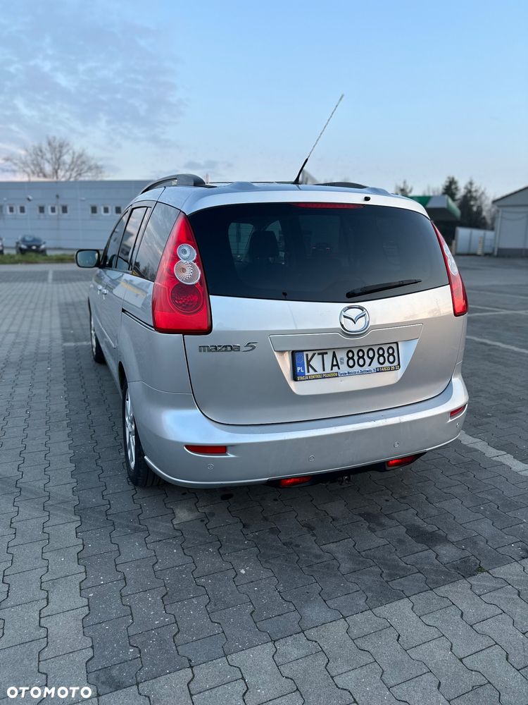 Mazda 5 - 8