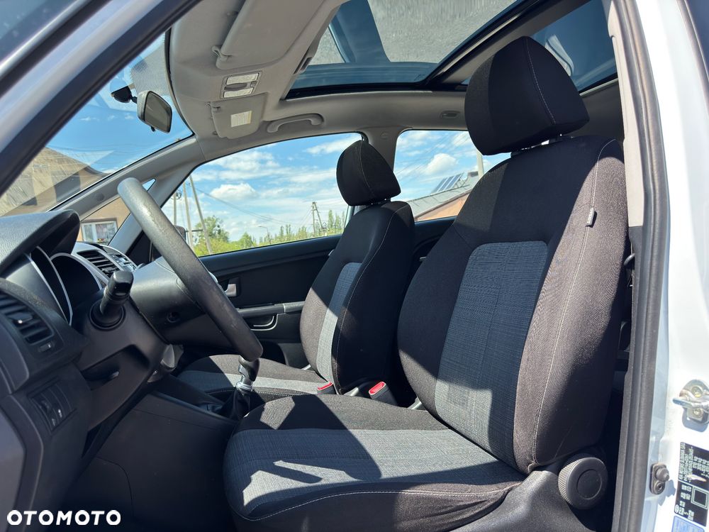 Kia Venga 1.4 M - 17