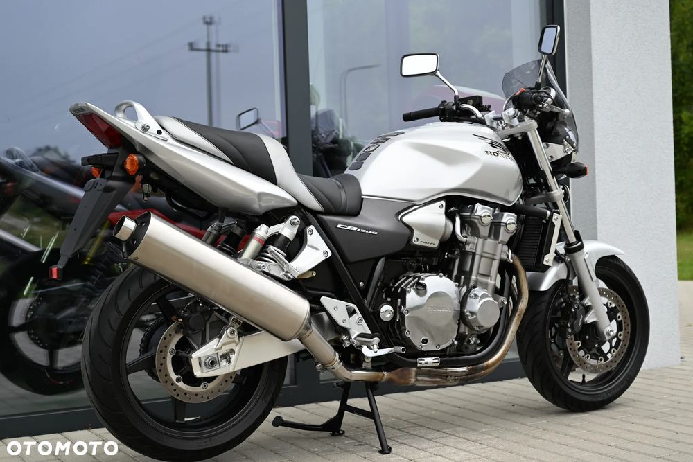 Honda CB - 40