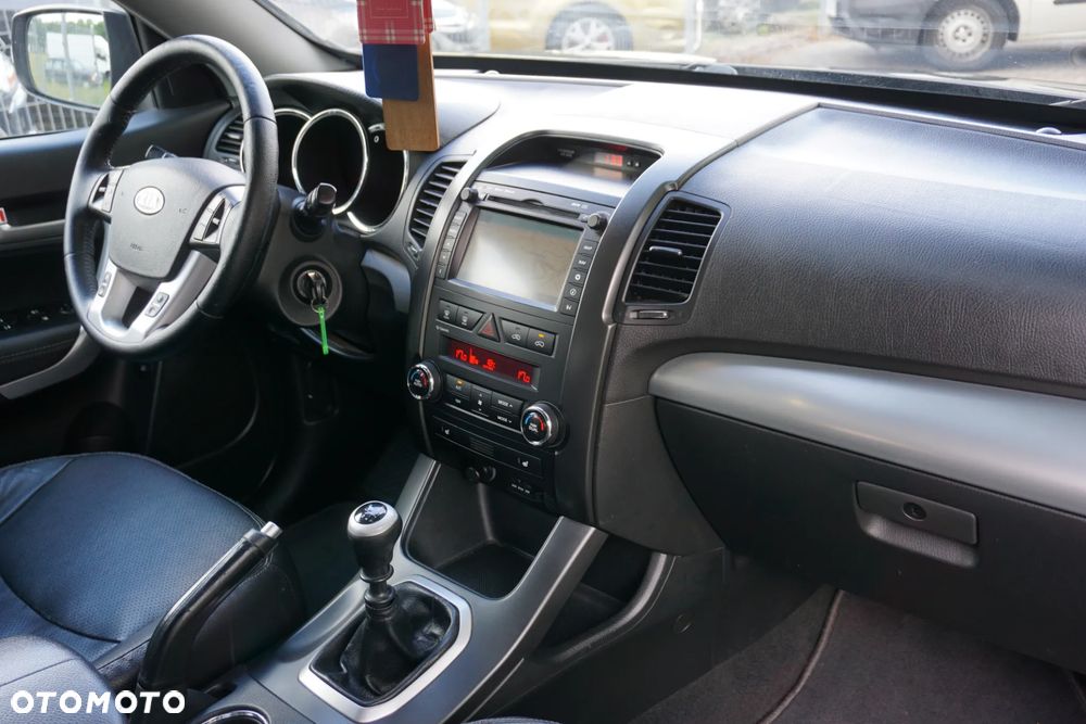 Kia Sorento 2.0 CRDi Voyage 2WD - 17