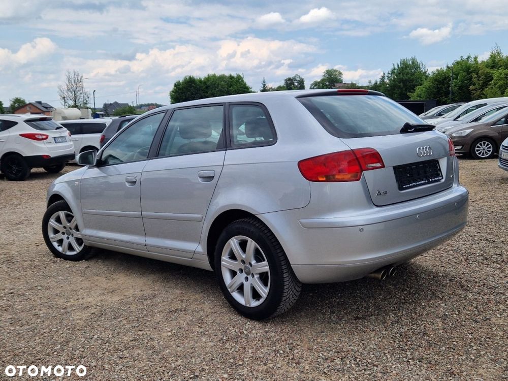 Audi A3 Sportback 1.4T FSI Ambiente - 4
