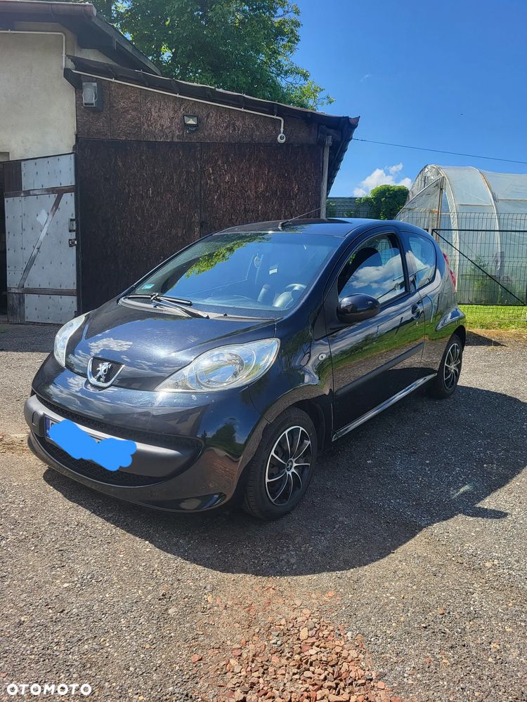 Peugeot 107 - 1