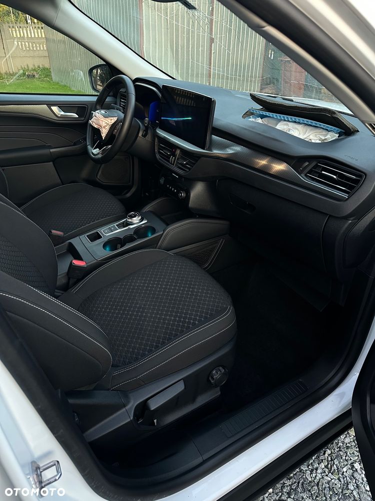Ford Kuga 2.5 FHEV FWD Titanium eCVT - 6