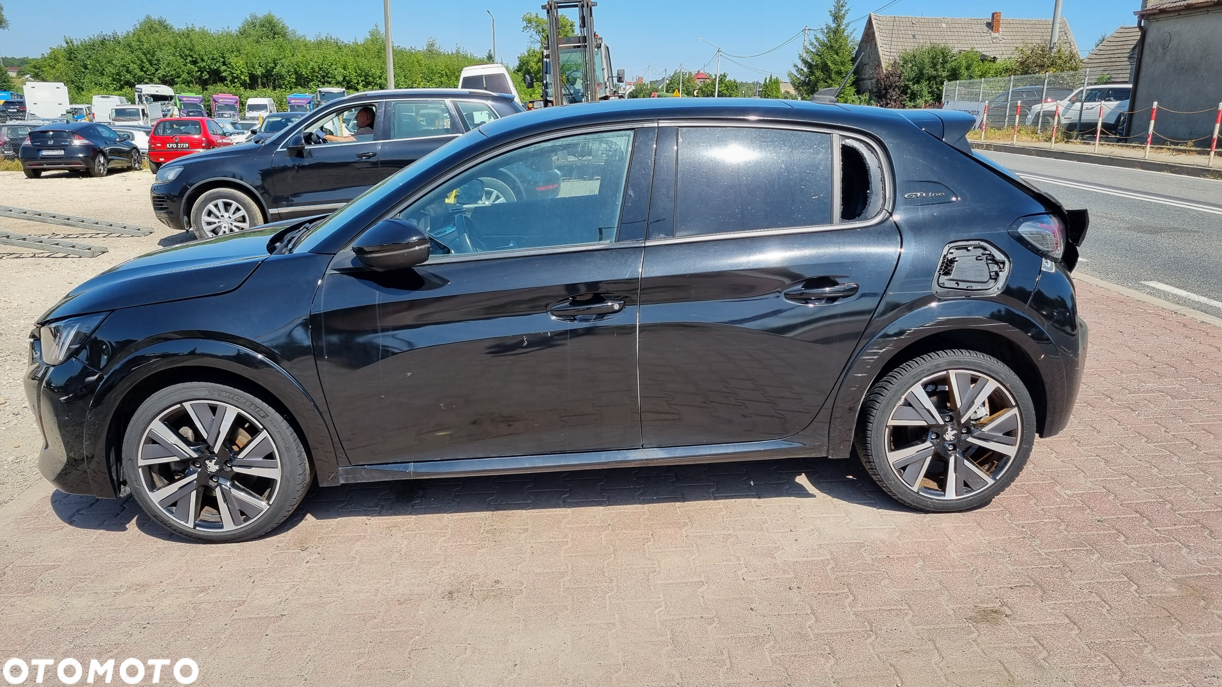 Peugeot 208 1.2 PureTech GT Line S&S EAT8 - 9