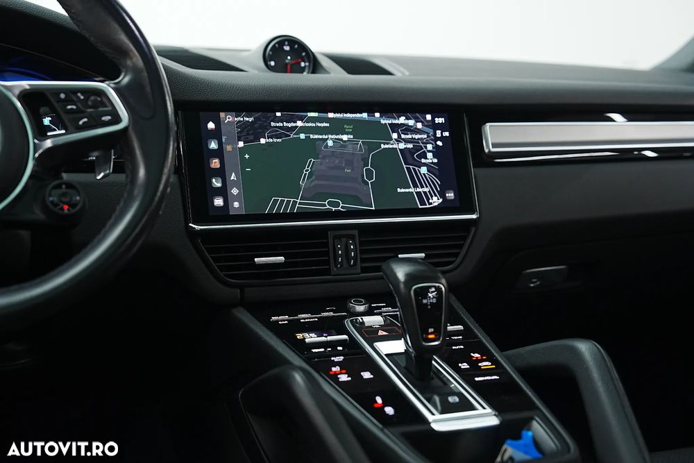 Porsche Cayenne Coupe E-Hybrid Tiptronic S Platinum Edition - 27