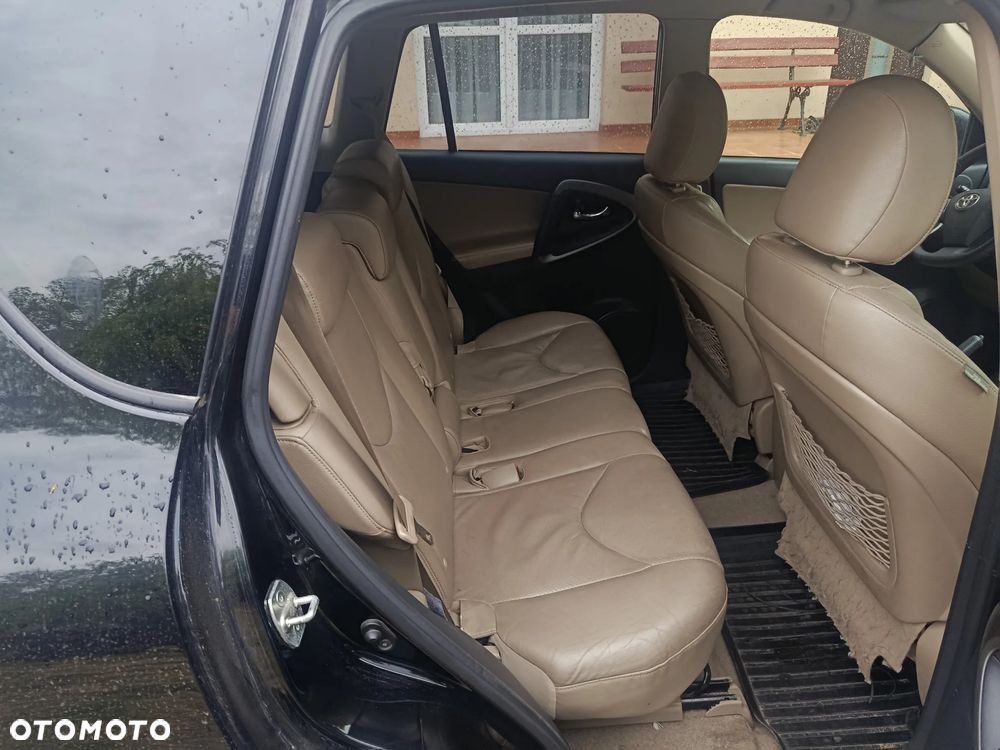Toyota RAV4 2.2 D-4D Sol - 6