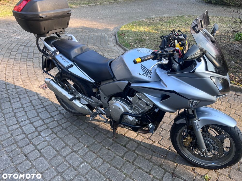 Honda CBF - 11