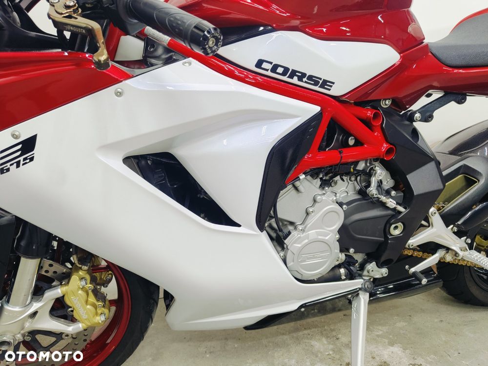 MV AGUSTA F3 - 22