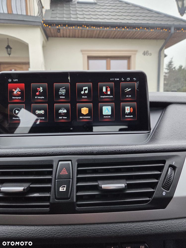 BMW X1 sDrive18d - 12