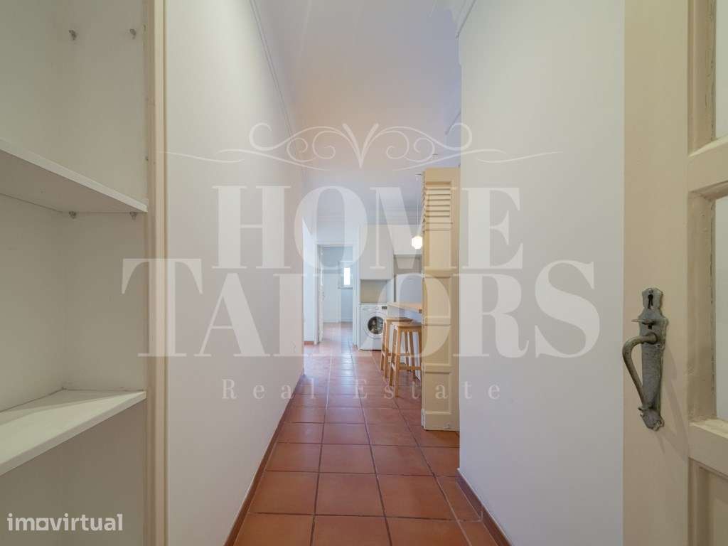 ApartamentoT1 com pequeno terraço na Graça - Grande imagem: 3/25