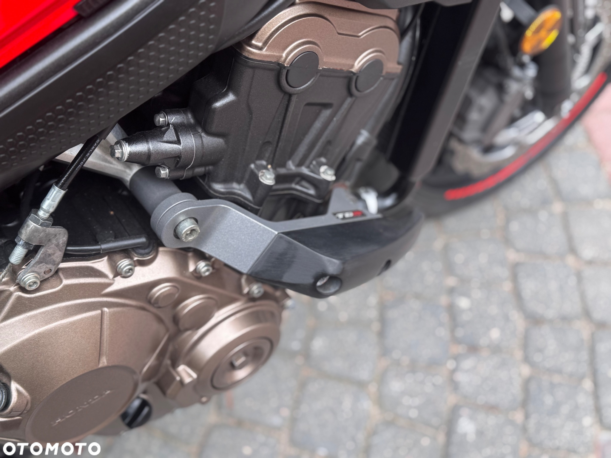 Honda CB - 23