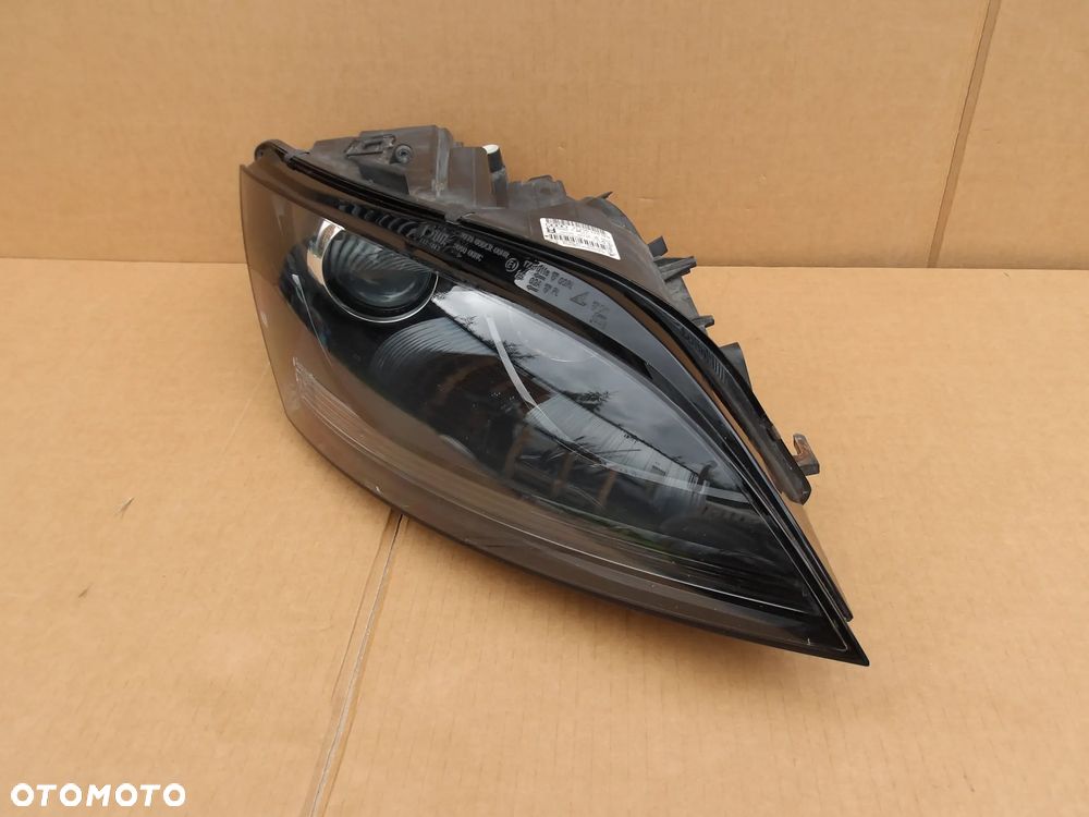 LAMPA ZWYKLA PRAWY PRZOD AUDI TT 8J0941004M - 2
