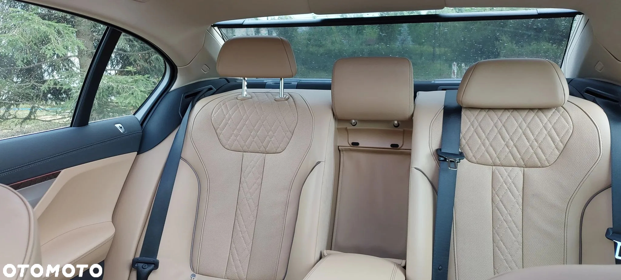 BMW Seria 7 750Li xDrive - 18