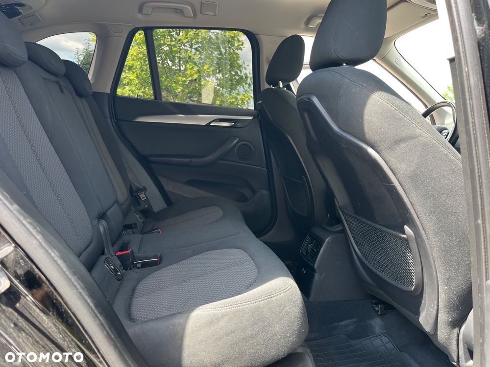BMW X1 xDrive18d Business Edition - 30