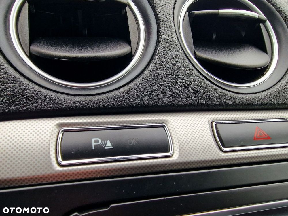 Ford S-Max 2.0 TDCi DPF Champions Edition - 28