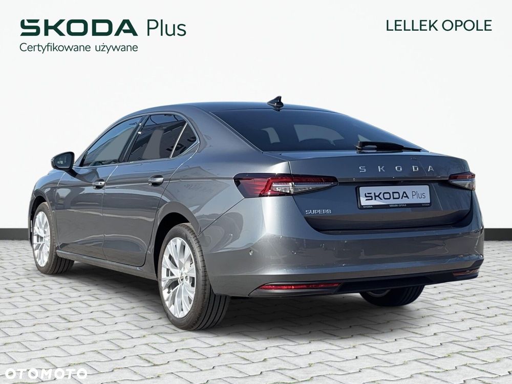 Skoda Superb 2.0 TDI SCR Selection DSG - 9